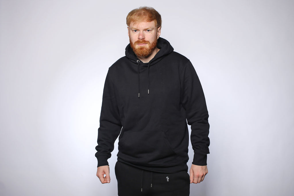 NJÓLA - BLACK EDITION