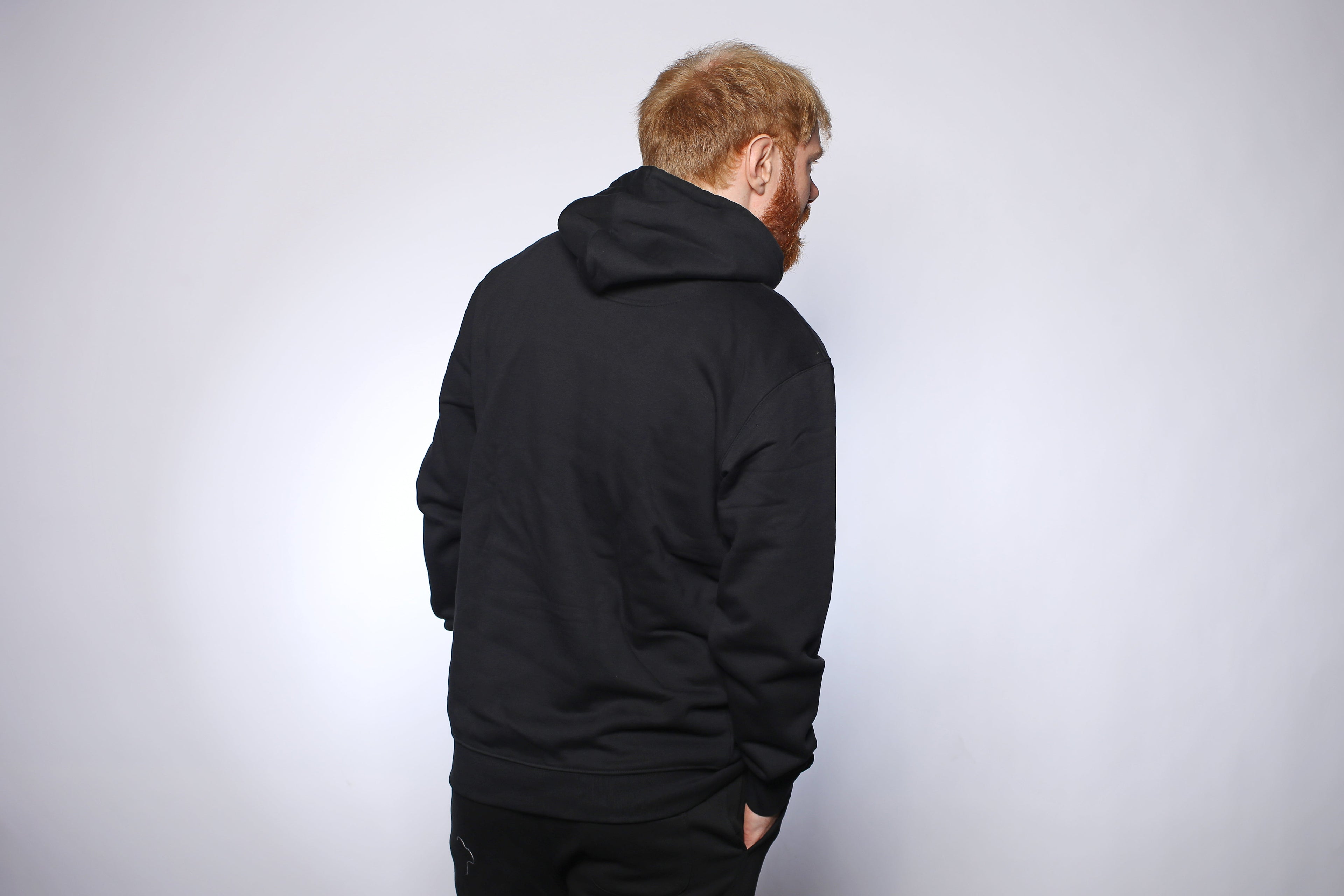 NJÓLA - BLACK EDITION